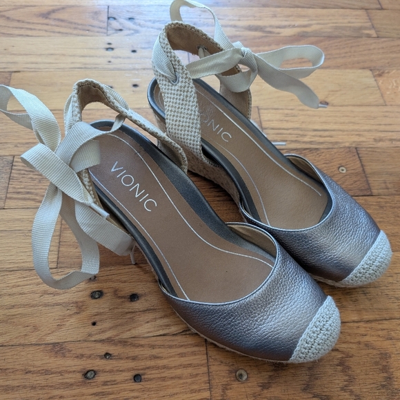 Vionic Shoes - Vionic  Maris Metallic Espadrille Wedges